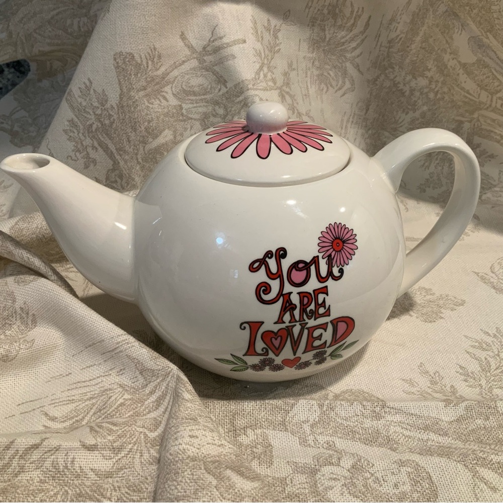 Lorrie Veasey Ceramic Teapot  "You Are Loved" Enesco - Picture 7 of 8